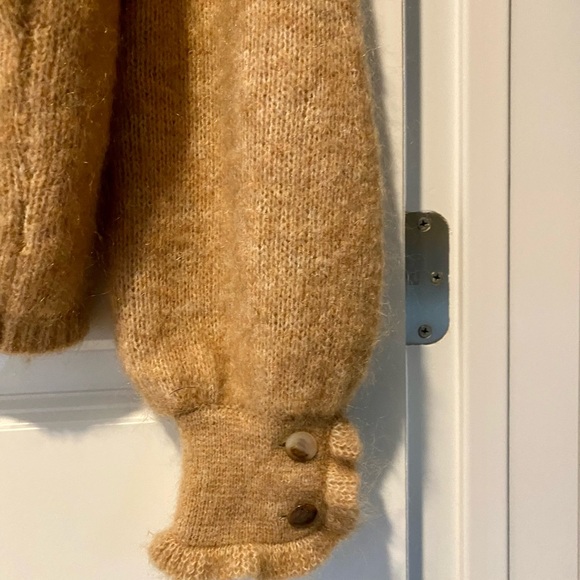 Sezane Cardigan - Picture 2 of 5